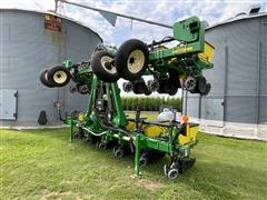 2011 John Deere 1720 MaxEmerge XP 12R36 Precision Planter 