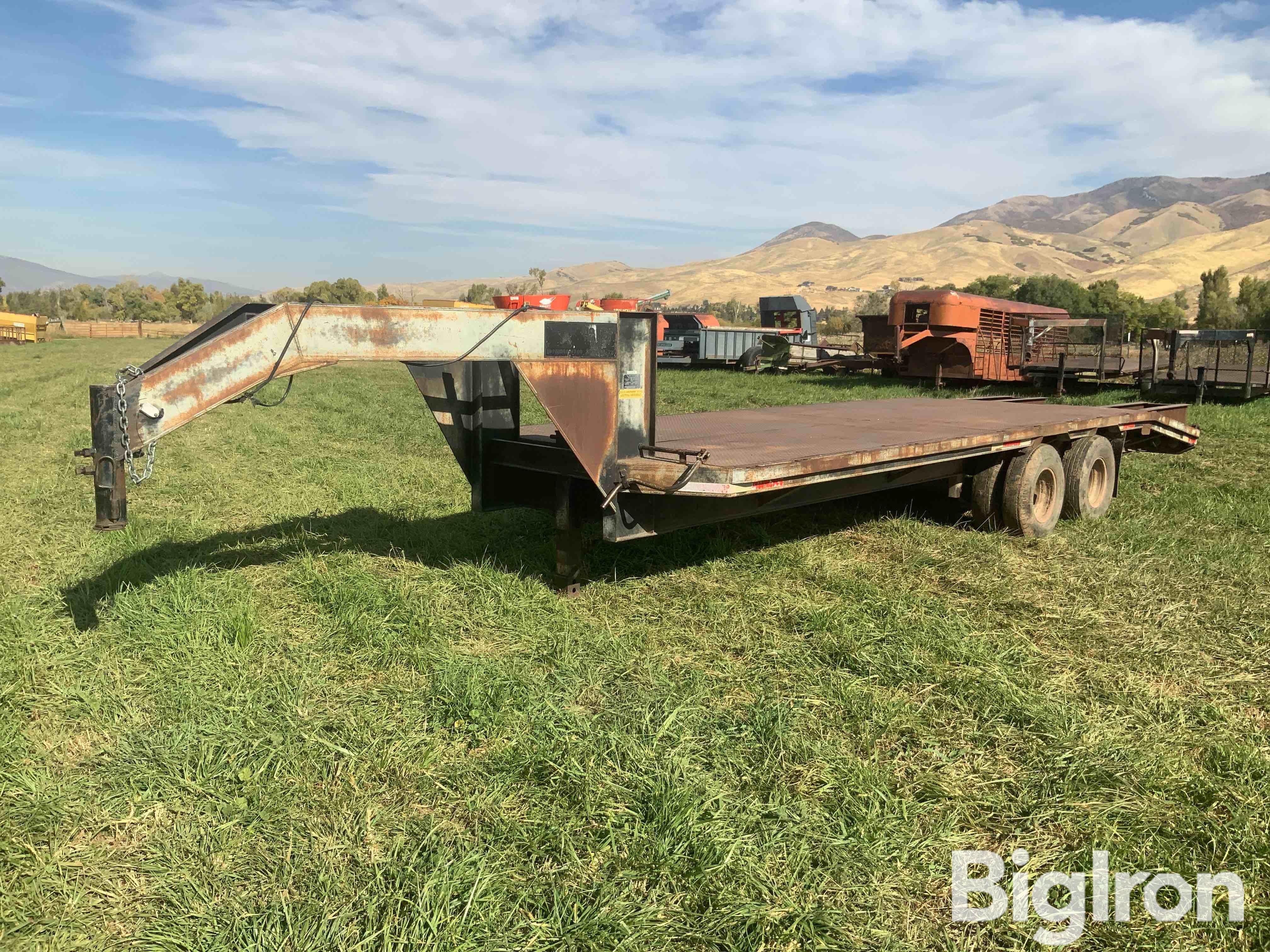 1986 Big Tex T/A Gooseneck Flatbed Trailer 