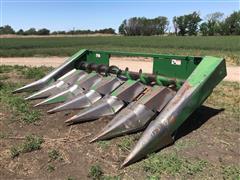 John Deere 843 Corn Head 