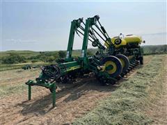 2005 John Deere 1770NT 24R30" Planter 