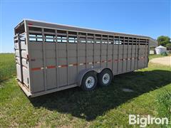 items/33077aaa413af011a2d97c1e52426054/2011-circle-d-6824gnst-t-a-gooseneck-trailer_767c10564e3a4574b100ee2c3e1e9988.jpg