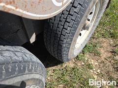 items/33077aaa413af011a2d97c1e52426054/2011-circle-d-6824gnst-t-a-gooseneck-trailer_821f03c11008473087c364ee4aa6f88a.jpg