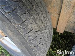 items/33077aaa413af011a2d97c1e52426054/2011-circle-d-6824gnst-t-a-gooseneck-trailer_a6ca65aa8b8f4ee1992912dc82f7047d.jpg