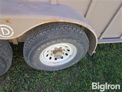 items/33077aaa413af011a2d97c1e52426054/2011-circle-d-6824gnst-t-a-gooseneck-trailer_f12c5bca0f724b038756908b98830663.jpg