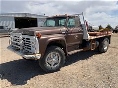 1975 Ford F700 S/A Flatbed Truck 