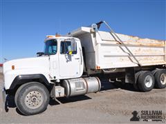 1993 Mack RD688S T/A Dump Truck 