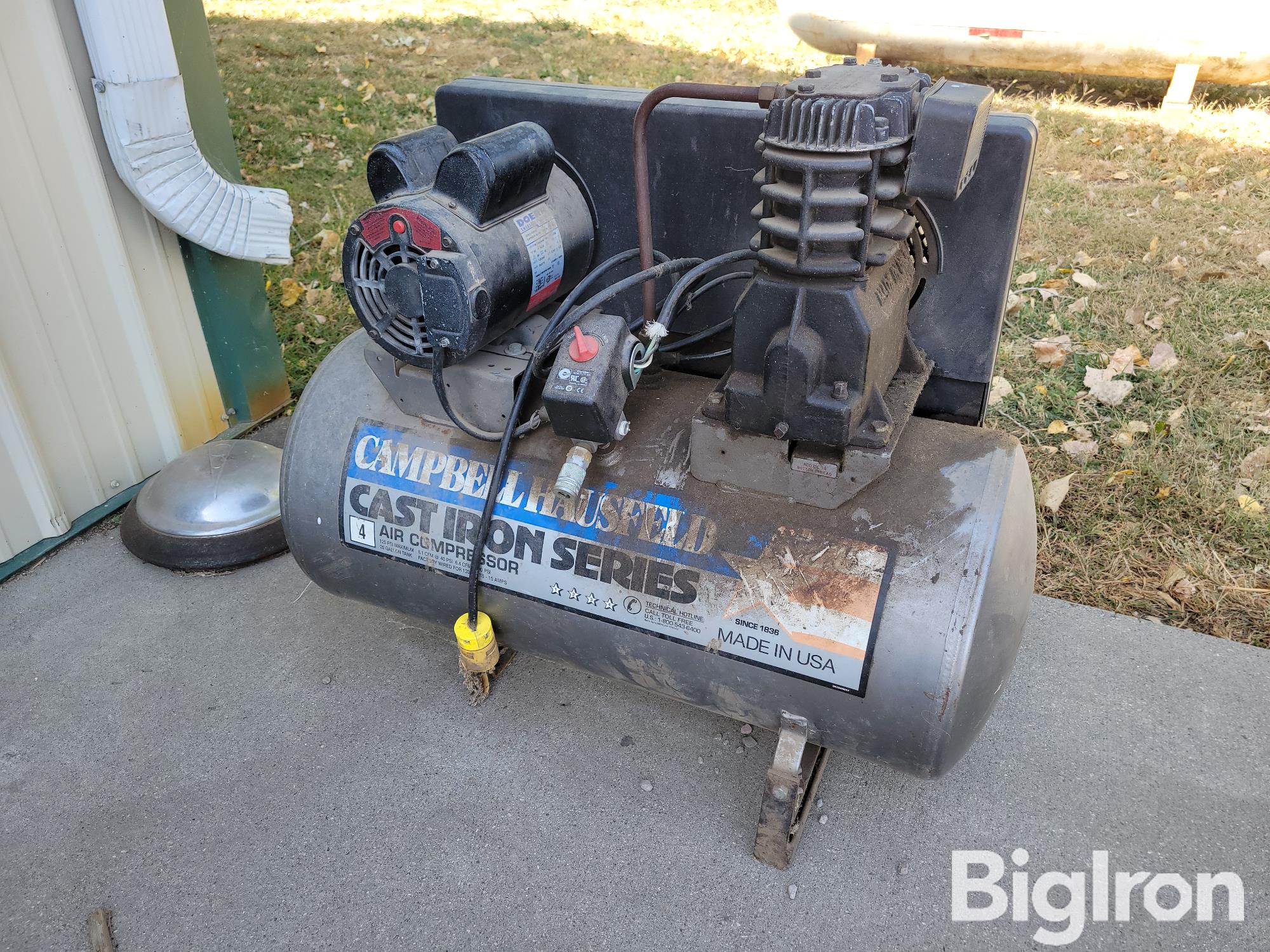 1994 Campbell Hausfeld Cast Iron Series Air Compressor 