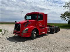 2015 Volvo VNL T/A Truck Tractor 