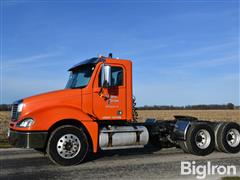 2015 Freightliner Columbia 120 T/A Truck Tractor 