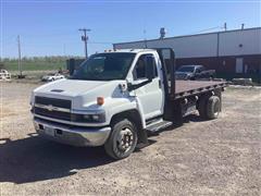 2006 Chevrolet C5500 Flatbed Truck 2WD 