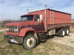 1974 GMC 9500 T/A Grain Truck 