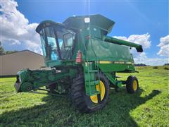 1989 John Deere 9500 2WD Combine 