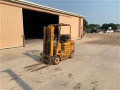 Caterpillar T50B Forklift 