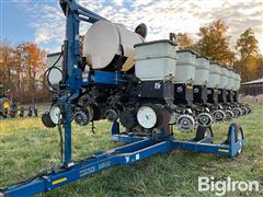 Kinze 3500 8/15 Planter 