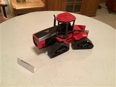 1997 Case IH Quadtrac 1997 Farm Show Edition 1/16th Scale Toy Tractor 