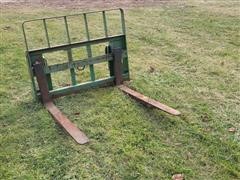 John Deere Pallet/Bale Forks 