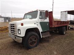 1979 International 1724 S/A Flatbed Dump Truck 