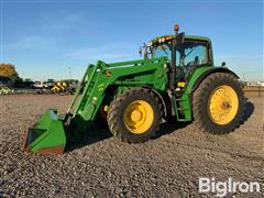 2010 John Deere 7230 MFWD Tractor W/Loader 