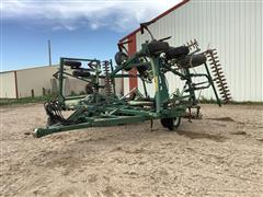 Sunflower 3050-35 Fallow-King Sweep Plow W/Mulch Treaders 