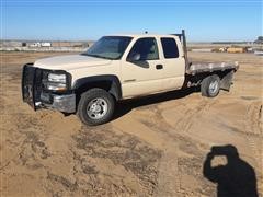 2001 Chevrolet 2500 4x4 Extended Cab Pickup 