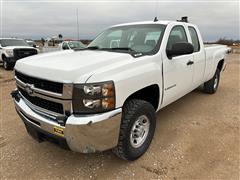 2008 Chevrolet Silverado 2500 HD 4x4 Extended Cab Pickup 