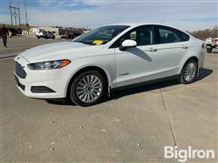 2014 Ford Fusion S Hybrid 4-Door Sedan 