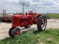 1946 Farmall H Narrow Front 2WD Tractor 