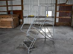 Uline Metal Stand On Wheels 