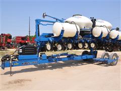 2013 Kinze 3660 ASD 12R30 Planter 