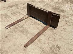 Universal Skid Steer Pallet Forks 