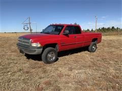 1998 Dodge RAM 2500 4x4 Extended Cab Pickup 