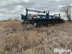 1999 Kinze 2600 12/23 Split Row Planter 