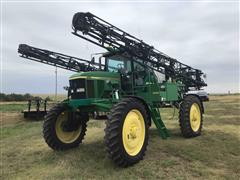 2003 John Deere 4710 Self-Propelled Sprayer 