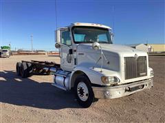 2001 International 9400 T/A Cab & Chassis 
