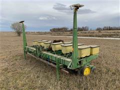 John Deere 7100 6R30" Corn Planter 