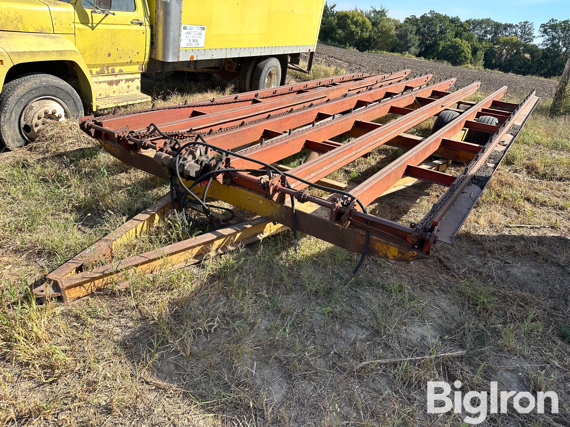 Pull-Type Haystack Mover 