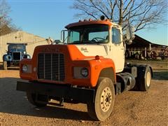 1985 Mack R690T S/A Day Cab Truck Tractor 