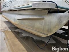 items/3775cc3d851b4ca99516b540433be30c/2005-bentley-200-cruise-pontoon-boat_062620c2d60c406eafc883a595db7825.jpg
