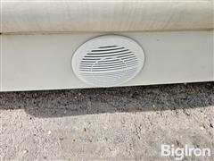items/3775cc3d851b4ca99516b540433be30c/2005-bentley-200-cruise-pontoon-boat_44f385cd9112482fa4f0cf590174d496.jpg