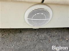 items/3775cc3d851b4ca99516b540433be30c/2005-bentley-200-cruise-pontoon-boat_c6300f1b3fcc4a5089e10497d180d3c1.jpg