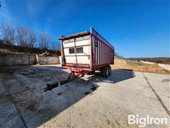 Meyer 8126RT The Boss Forage Wagon 