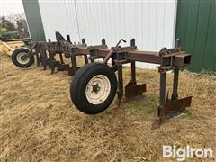 Hawkins 8 Row Hiller 