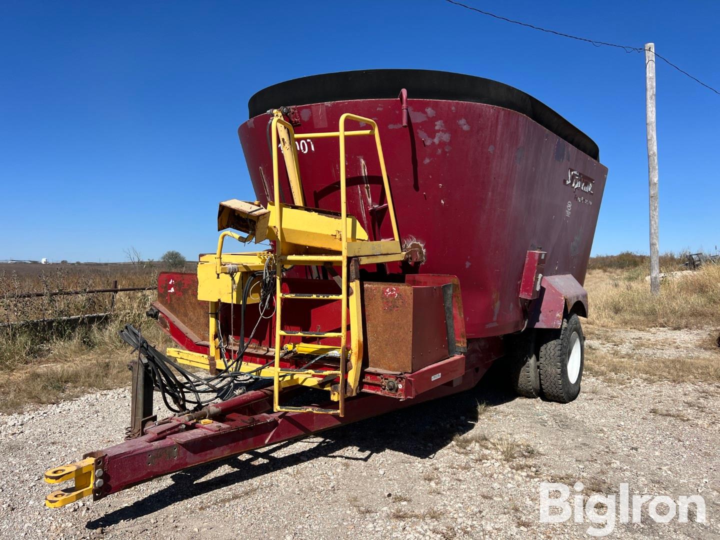 Supreme 1200T Vertical Mixer Wagon 