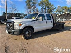 2011 Ford F350 2WD Crew Cab Flatbed Pickup 