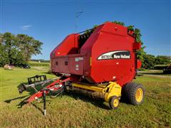 2004 New Holland BR780 Round Baler 