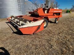 Hesston 600 Self-Propelled Swather 