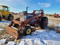 Farmall 460 2WD Tractor W/Loader (INOPERABLE) 