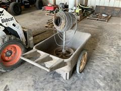 Rubber Maid Yard Cart & Fence Roller 