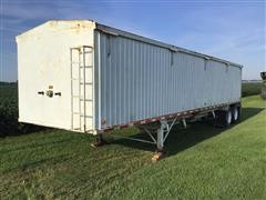 1969 Kenworth (Assembled) T/A Steel Hopper Bottom Grain Trailer 