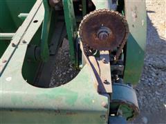 items/3937e6008919ef118ee800224890aa2e/johndeere4ttsmallsquarebaler_cbdf485a7d45476d81540b50058aa2e2.jpg